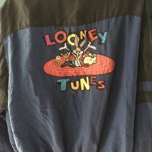 Vintage 90’s zip-up jacket, Looney Tunes! 🏀🐰🎉